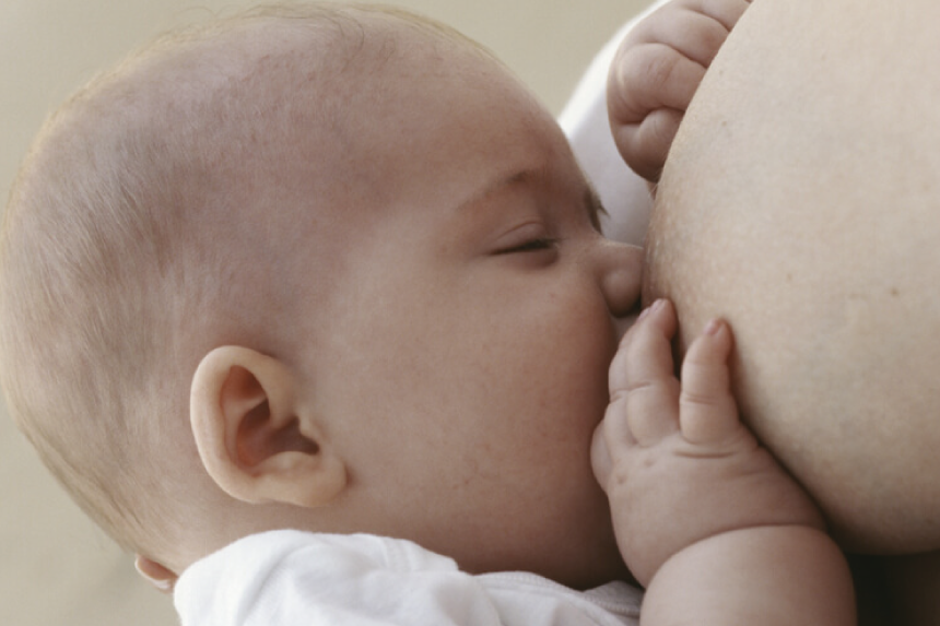 ¿Qué es la lactancia materna?